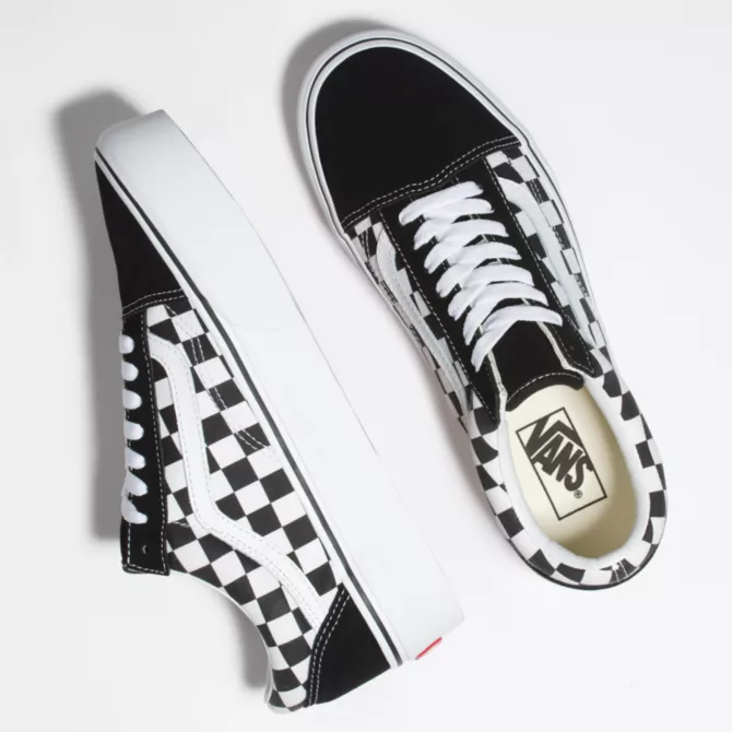 Platform hot sale checkerboard vans